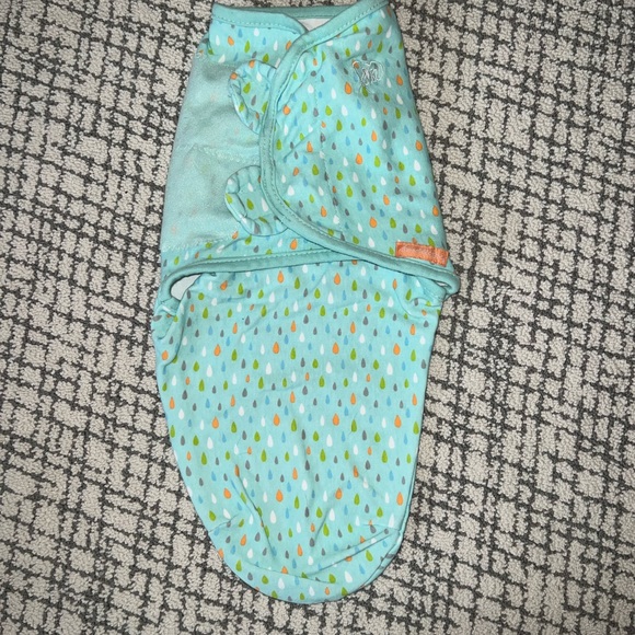 SwaddleMe Original Swaddle - Picture 4 of 6
